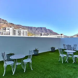 1onalbert 2 Bed Parking Apartment